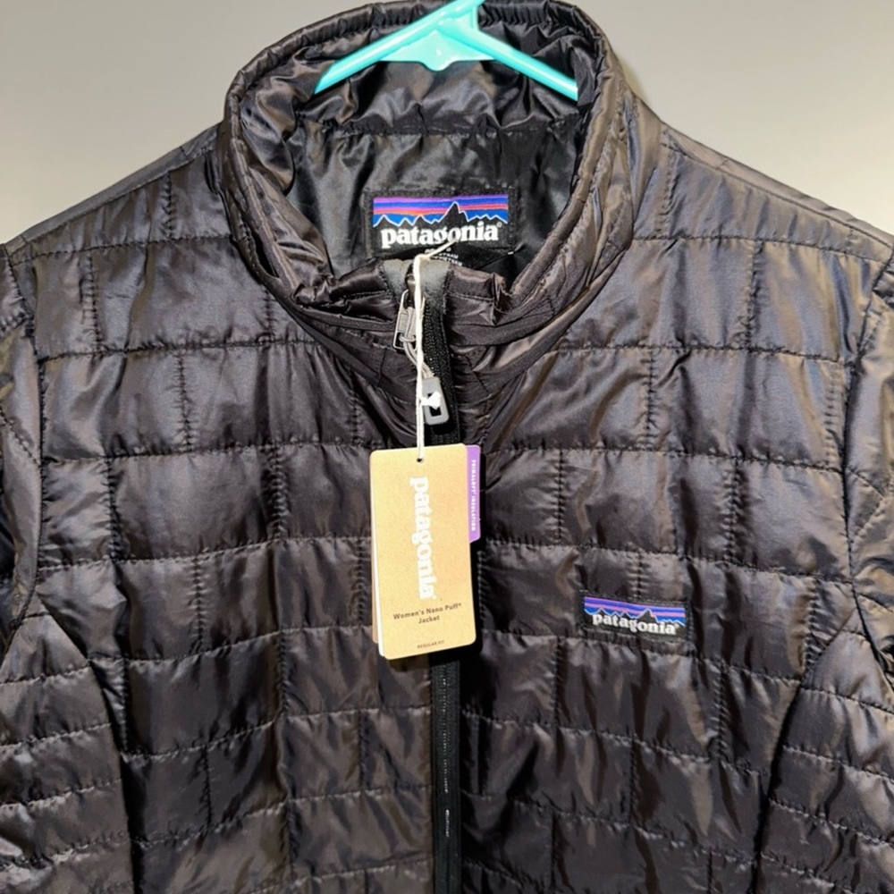 NWT Patagonia Nano Puff Jacket